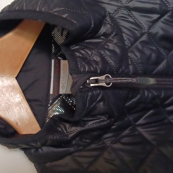 Columbia Omni-Heat Black Vest - Picture 7 of 13